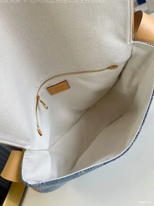 Cheap Messenger LOUIS VUITTON MM Montsouris 0603